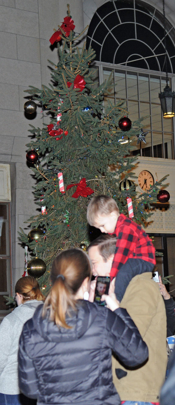Mechanicsburg Christmas Tree Lighting